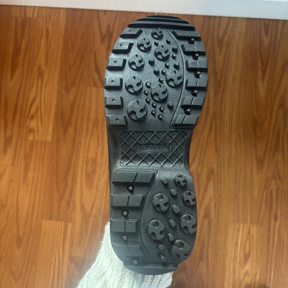 New In Box Lands' End Women's Brown Suede Faux Fur Winter Boots Sz 7.5 Primaloft - Picture 6 of 13